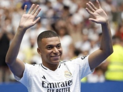 Top cầu thủ hưởng lương cao nhất La Liga: Mbappe 'hít khói' bộ đôi Barca