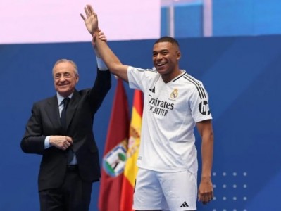 Kylian Mbappe lập kỷ lục hoành tráng ngày ra mắt Real