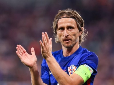 Luka Modric 'úp mở' khả năng giải nghệ, chốt luôn một điều