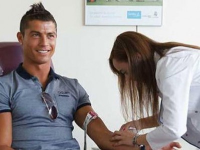 Tại sao Cristiano Ronaldo không xăm mình?