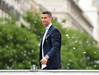 Tại sao Ronaldo rời Real Madrid để chuyển tới Juventus vào năm 2018?