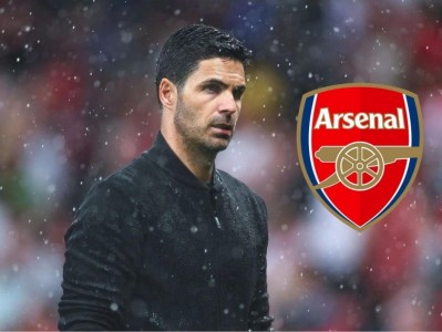 HLV Arteta nhận gạch đá vì 'trò hề ngoài sân cỏ' tại Arsenal