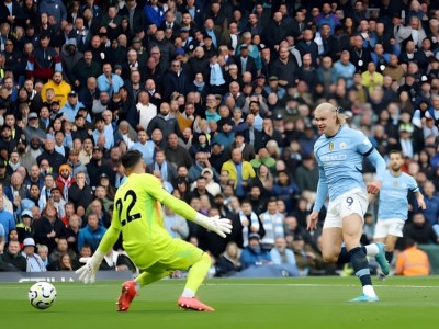 Kết quả Man City vs Arsenal: Thẻ đỏ tai hại, cay đắng phút cuối