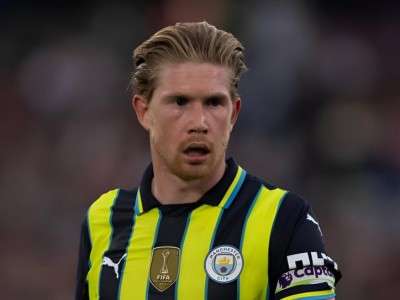 Kevin De Bruyne 'nổi cơn lôi đình' với FIFA và UEFA