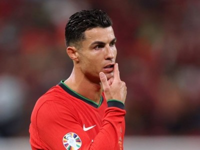 CHÍNH THỨC: Ronaldo được triệu tập lên ĐT Bồ Đào Nha