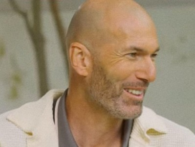 Zidane hồi tưởng những khoảnh khắc 'đỉnh nóc, kịch trần' cùng Real