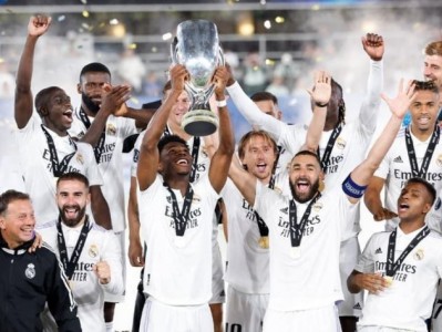 Real Madrid chờ đón Siêu cúp, săn loạt kỷ lục mới