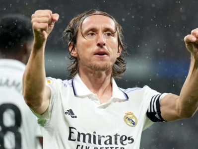 Luka Modric hướng đến cột mốc vĩ đại bậc nhất Real Madrid