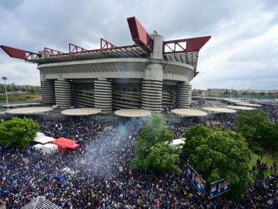 CHÍNH THỨC: San Siro bị tước quyền đăng cai chung kết Champions League