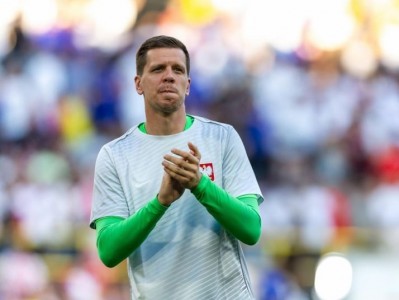 7 ngôi sao tái xuất sau khi giải nghệ: Người mới Szczesny, có cả 'Thánh Johan'