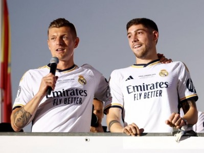 Valverde gửi lời tri ân Kroos trong ngày Real 'lên đỉnh' châu Âu