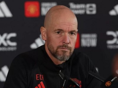 Erik ten Hag xác nhận MU vắng 5 trụ cột trước Brighton