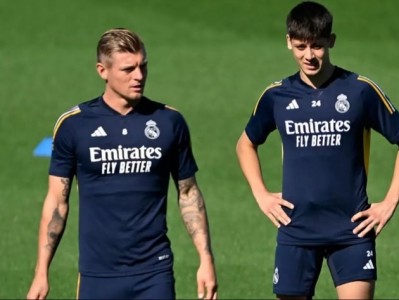 Toni Kroos hết lời ca ngợi 'kèo trái' hay nhất Real Madrid